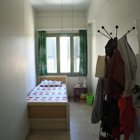 بيت شباب Lima Sol House ليماسول