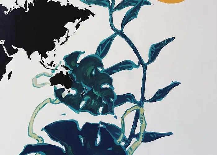 Lima Sol House Hostal