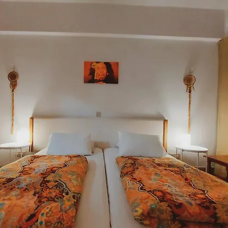 אכסניה Lima Sol House לימסול